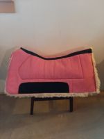 Showman Western Pink Pad